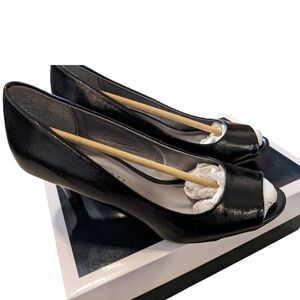 Black peep-toe heels